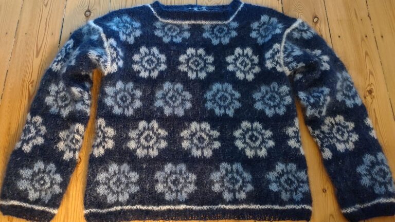 Mari sweater dansk opskrift og hjælp